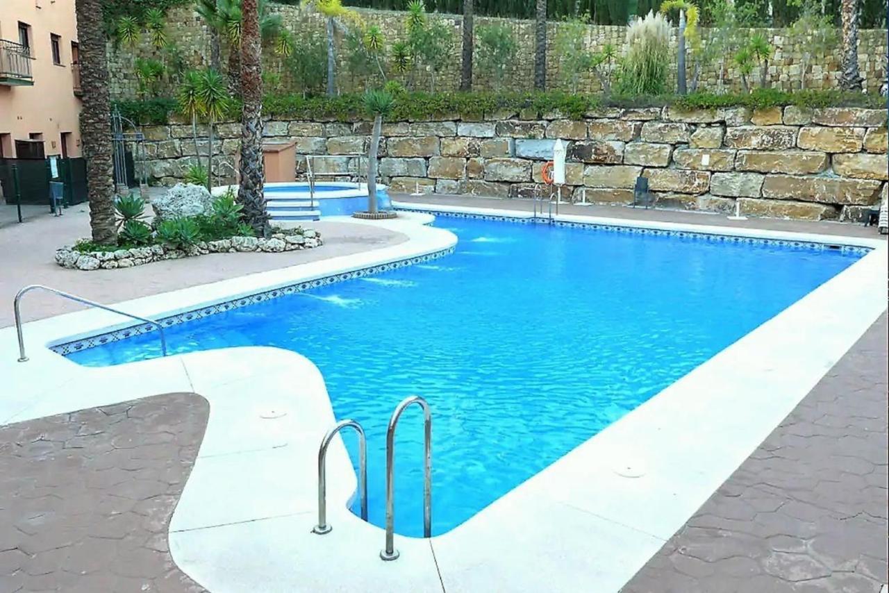 Elegant 2Br Apartment Puerto Banus Marbella Just 12 Minutes Away By G00Giemaps Estepona Exterior photo
