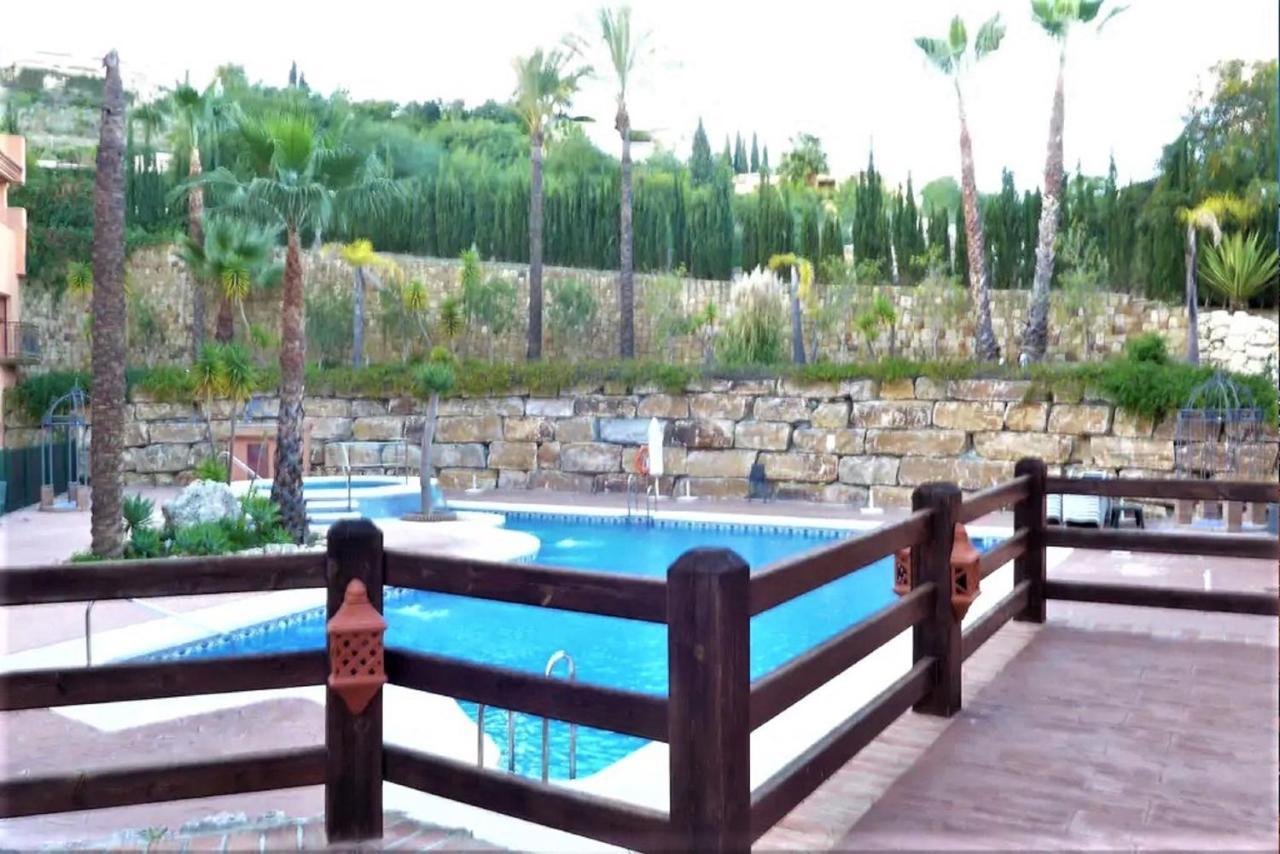Elegant 2Br Apartment Puerto Banus Marbella Just 12 Minutes Away By G00Giemaps Estepona Exterior photo